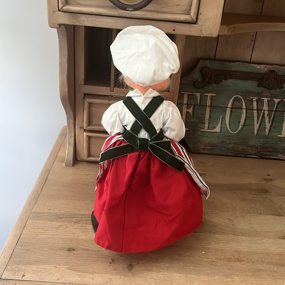 Vintage Annalee Mrs. Claus Baker Cookie Sheet Gingerbread Chef Hat 2004 14” - Picture 6 of 9